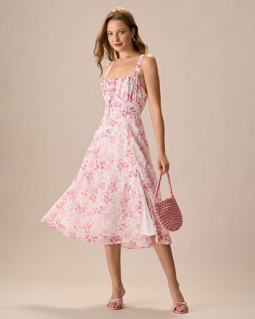 El vestido midi rosa con escote cuadrado, patrón floral y volantes