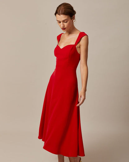El vestido midi rojo con escote corazón y mangas cap