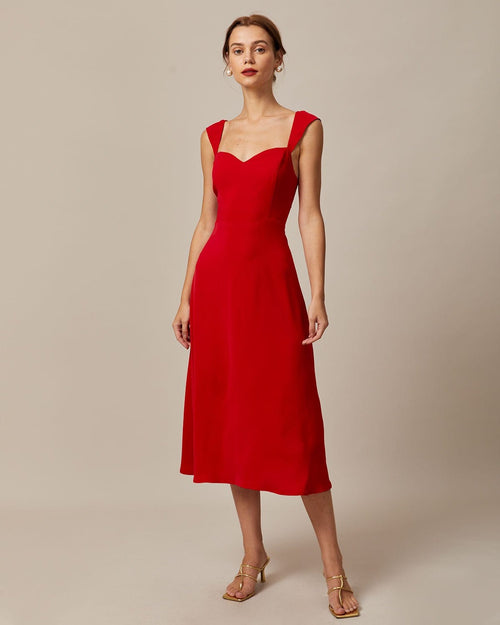 El vestido midi rojo con escote corazón y mangas cap